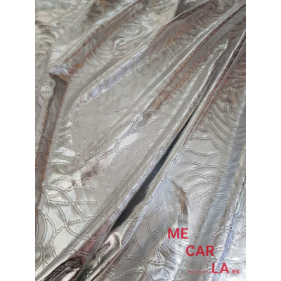 Tela de lamé plata estampado flores 150 cm