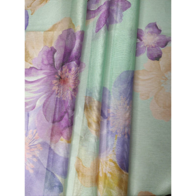 Tela fantasía estampado floral