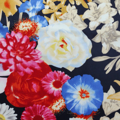 Tela satén estampado de flores