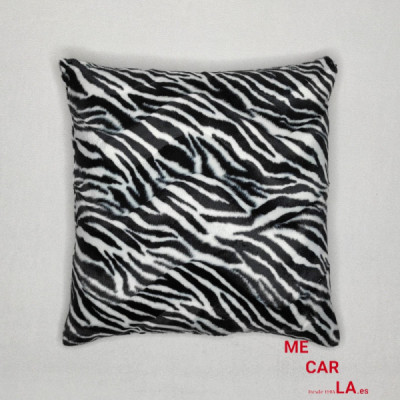 Funda cojín pelo corto extra suave Cebra